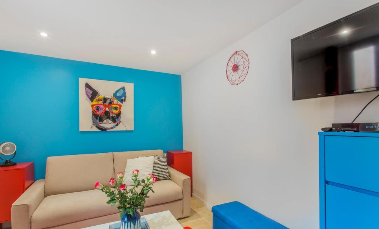 Apartamento Le Saint Louis Blue Bulldog Hyères Exterior foto